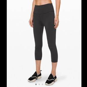 Lululemon high rise wunder under Crop